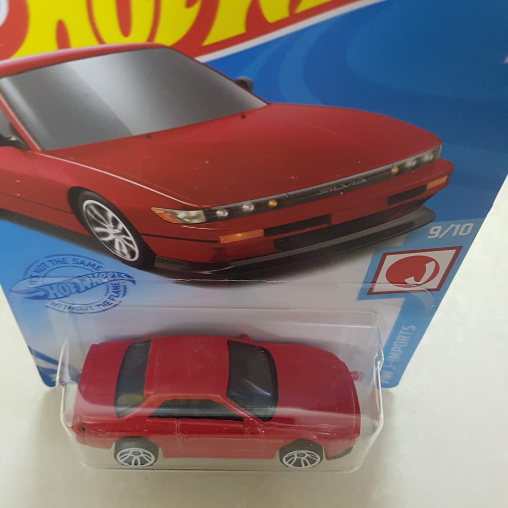 Xe Mô Hình Chính Hãng HotWheels - Nissan Silvia (S13)