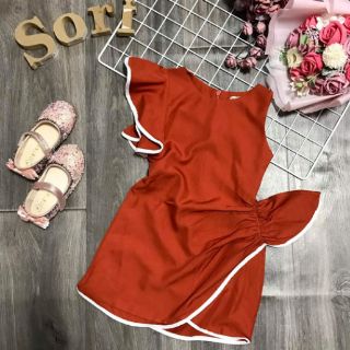 Váy thiết kế cho bé