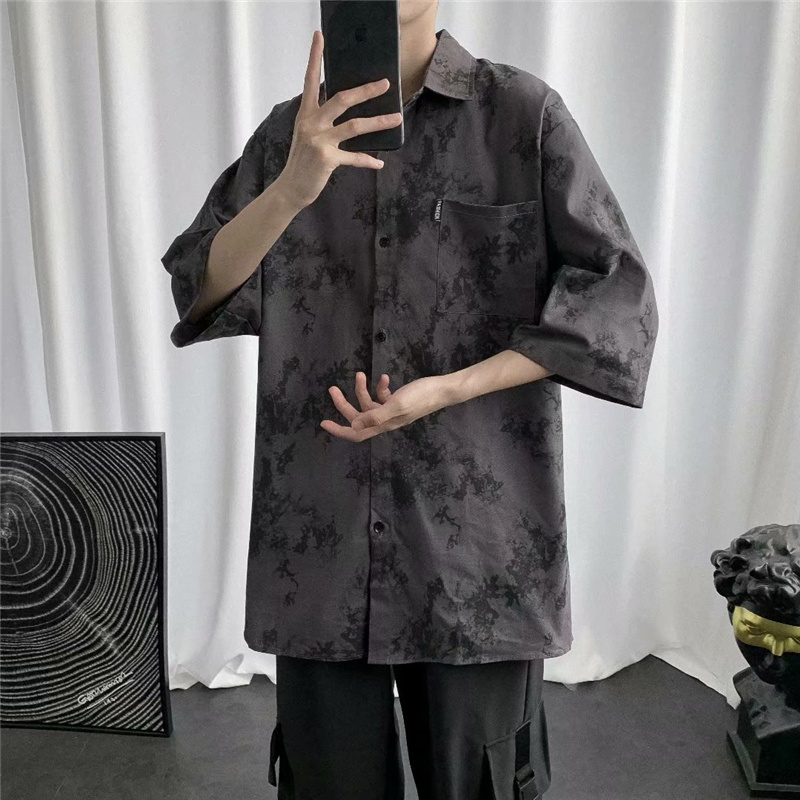 Youthful Korean style short-sleeve color shirt for men