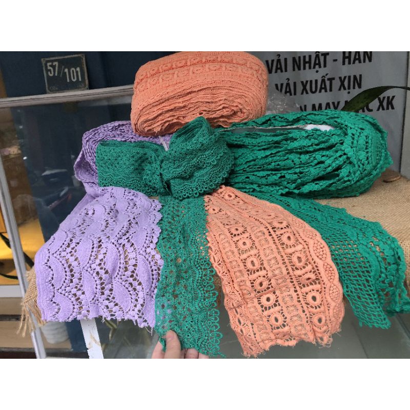 Ren viền trang trí