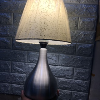 Đèn ngủ để bàn cao cấp