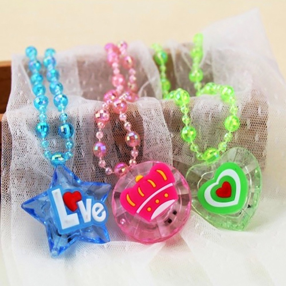 Dây chuyền đồ chơi nhiều kiểu dáng dễ thương khác nhau dành cho bé W28