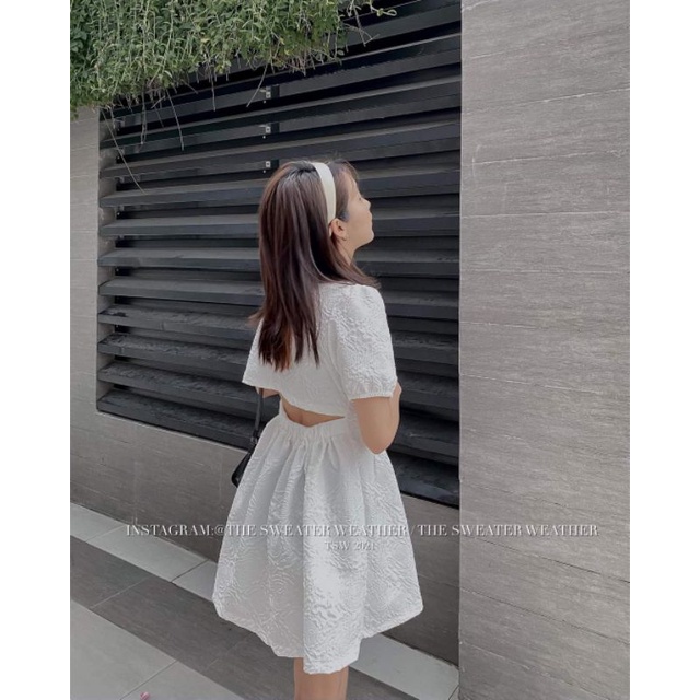 VÁY in dập nổi hoa dáng xòe chữ A tiểu thư siêu xinh