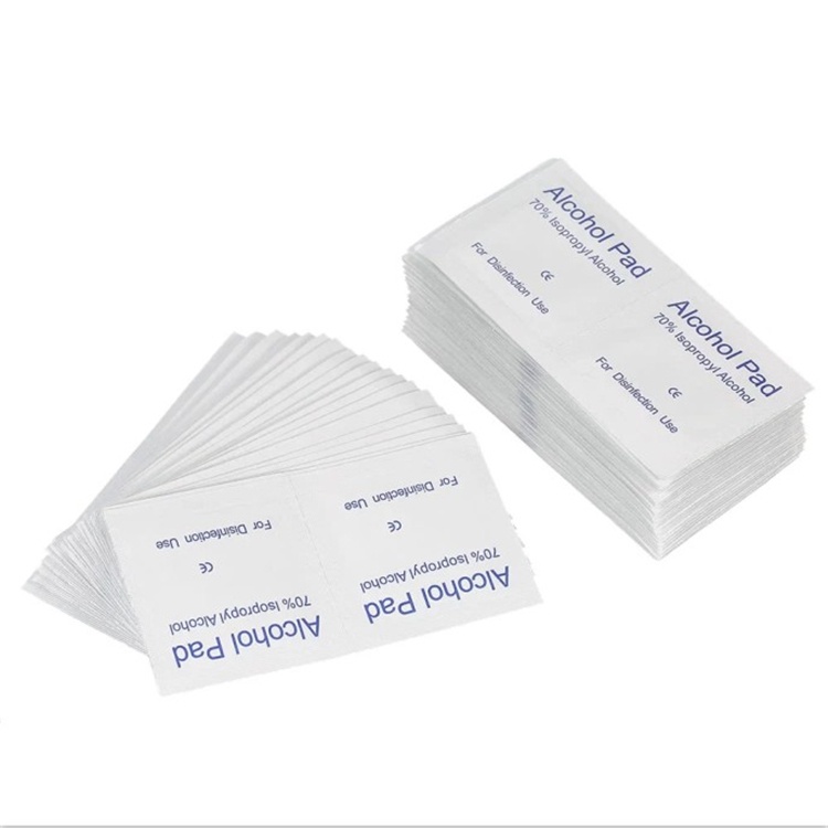 Khăn giấy lau trang sức - Khăn tẩm cồn dùng một lần