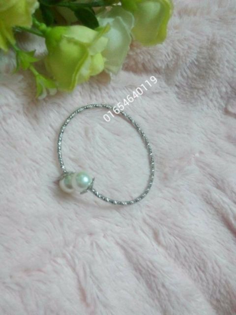 Vòng tay nữ inox kiểu hở 2 đàu ngọc trai