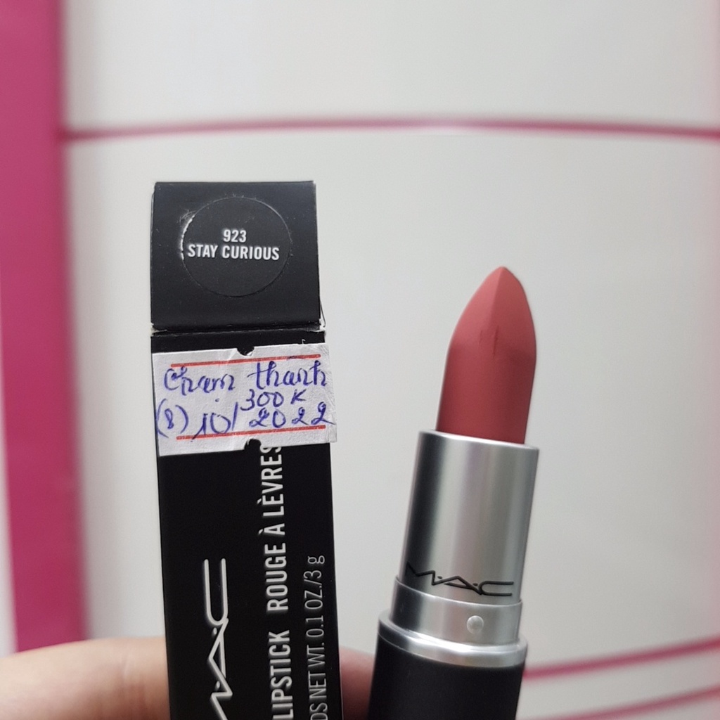 (Date 10/2022) Thanh lý son MAC Powder Kiss màu 923 Stay Curious lỗi chạm như hình