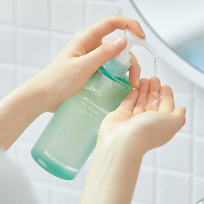 Dr.G Sữa rửa mặt PH Cleansing Gel Foam 200ml