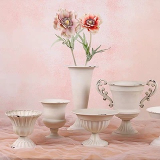 Bình hoa để bàn bằng sắt phong cách Retro châu âu