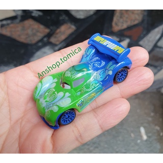 Mô hình xe Mcqueen màu xanh tomica Nhật Bản