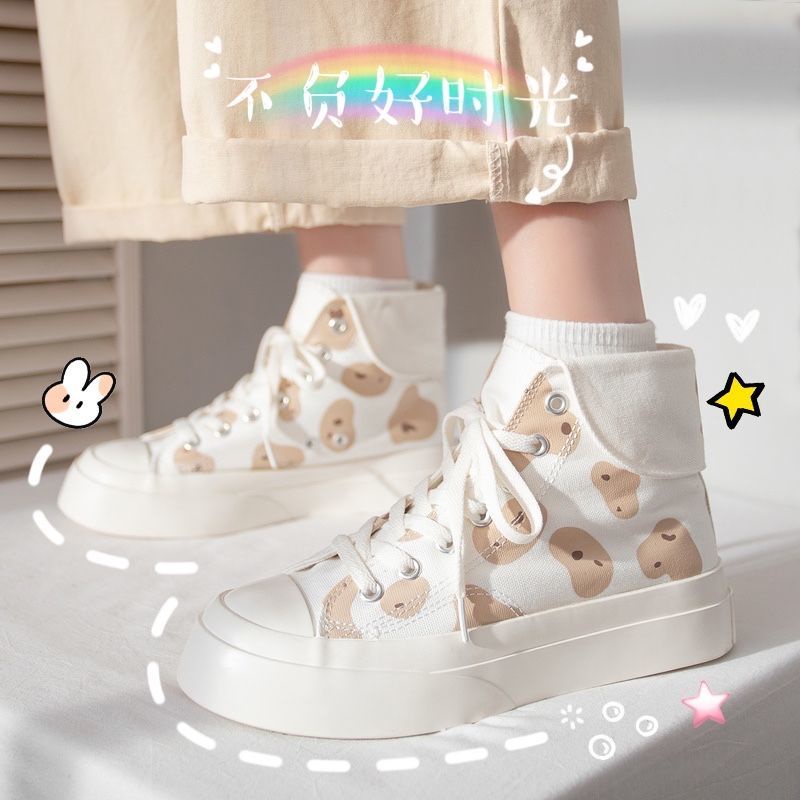 Giày sneaker nữ cao cổ hình gấu, hình bò sữa siêu đẹp, dễ thương | BigBuy360 - bigbuy360.vn