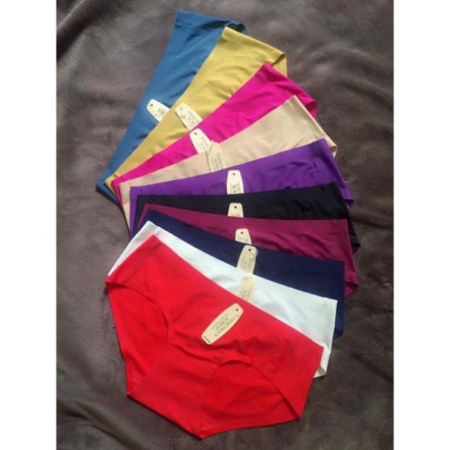 Quần đúc không đường may form nhỏ