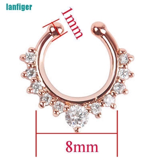 1 khuyên mũi thời trang cá tính
