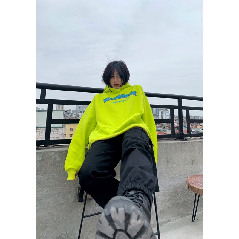 Áo hoodie xanh neon chữ
