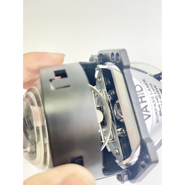 Bi pha E7 laser 63W độ ô tô, xe máy. Chip 6+6 pha mạnh nhiệt 6000k. Ánh sáng mịn. BH 12 tháng