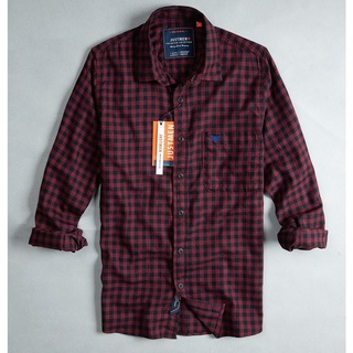 Áo Sơ Mi Just Men tay dài họa tiết caro trẻ trung, chất vải cotton cao cấp