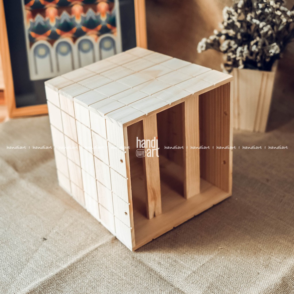 Chậu gỗ sọc caro trang trí hoa - Wooden flower pot