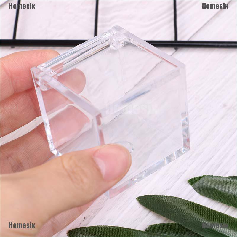 Hộp đựng kẹo dạng khối lập phương trong suốt
