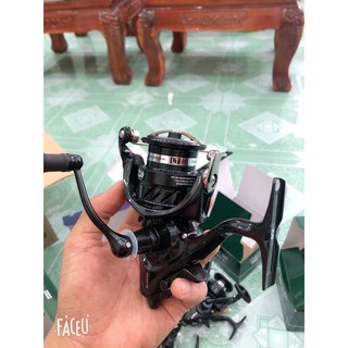 Máy câu cá daiwa Emcast mẫu mới