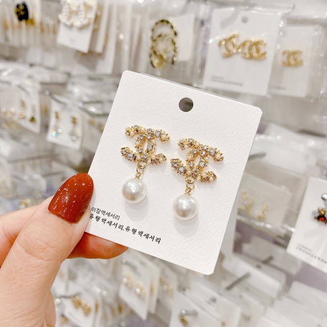 Bông tai chanel bạc 925.