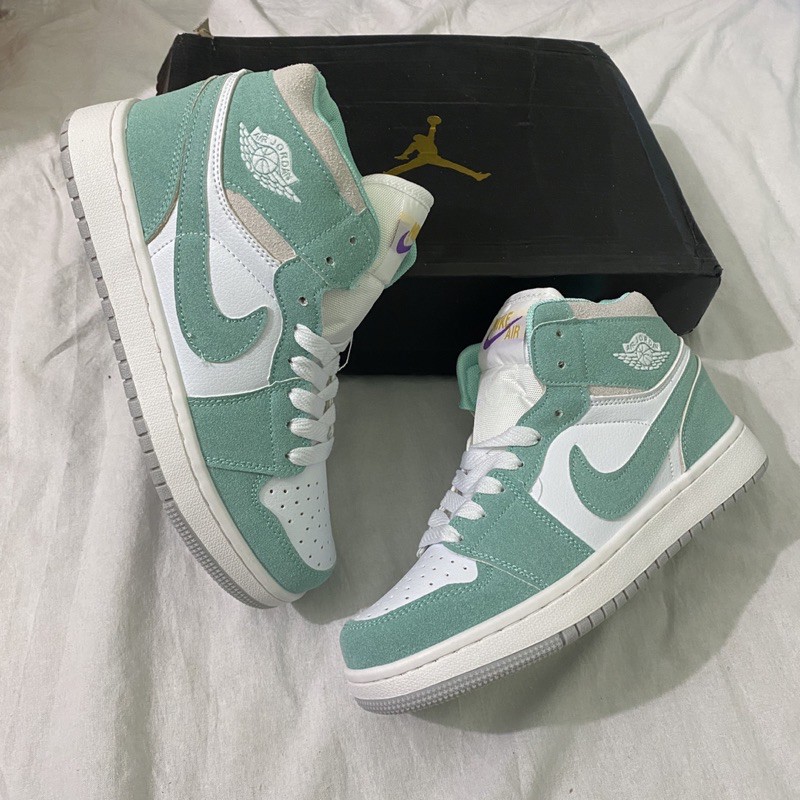 [𝗢𝗿𝗱𝗲𝗿 𝟭𝟮𝗻𝗴𝗮𝘆] GIÀY NAM NŨ JD CAO CỔ MÀU XANH PASTEL PHIÊN BẢN DA LỘN | BigBuy360 - bigbuy360.vn