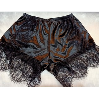 QUẦN ĐÙI SATIN PHỐI REN