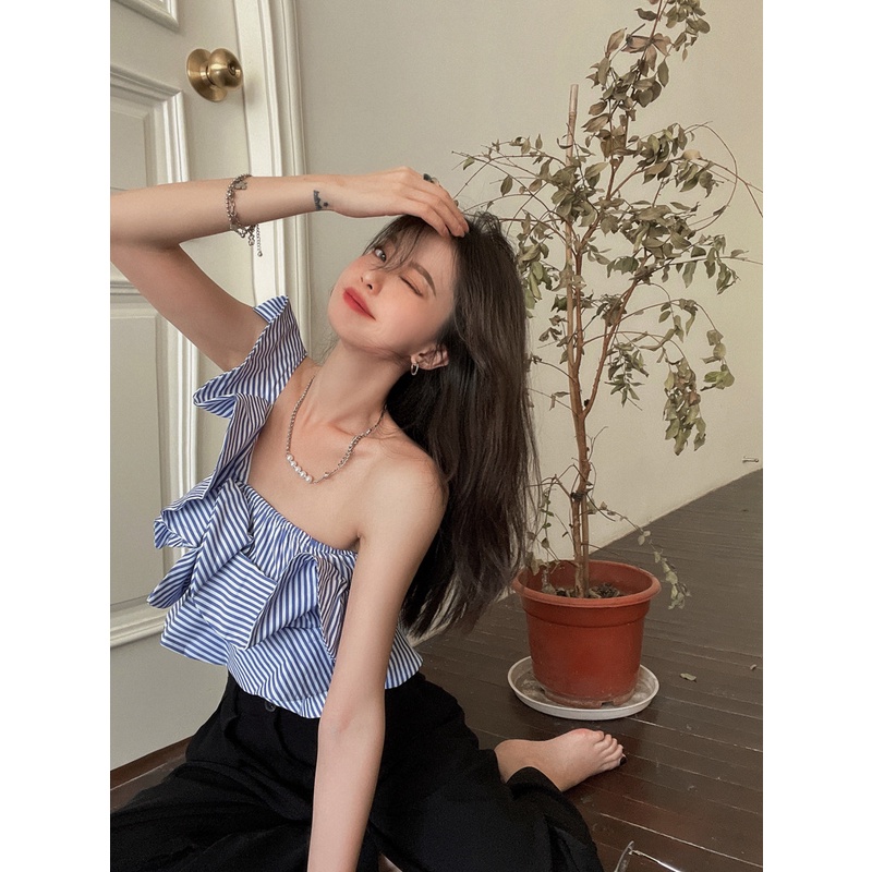 Áo quây lệch vai kẻ sọc xếp tầng cách điệu hai dây ulzzang sherry cabinet