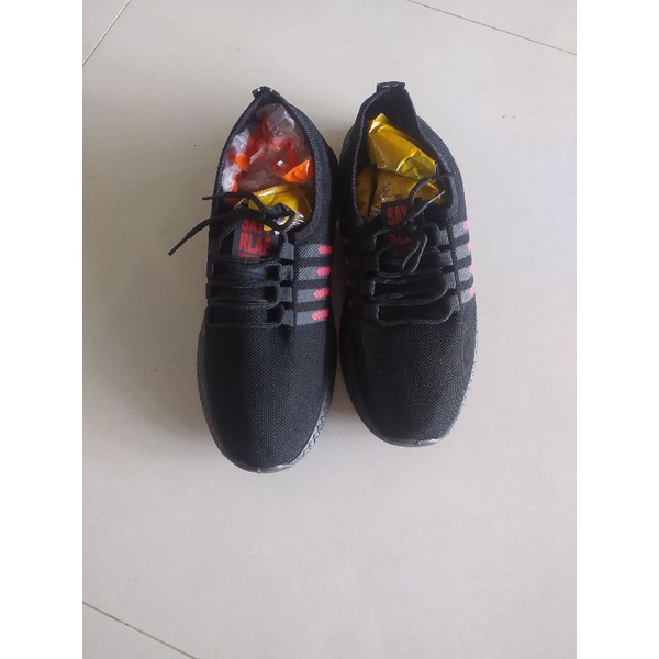 Giày thể thao nam hàng thanh lý