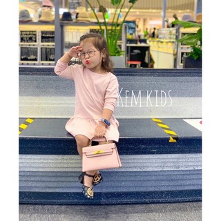 Váy hồng đuôi cá dành cho bé