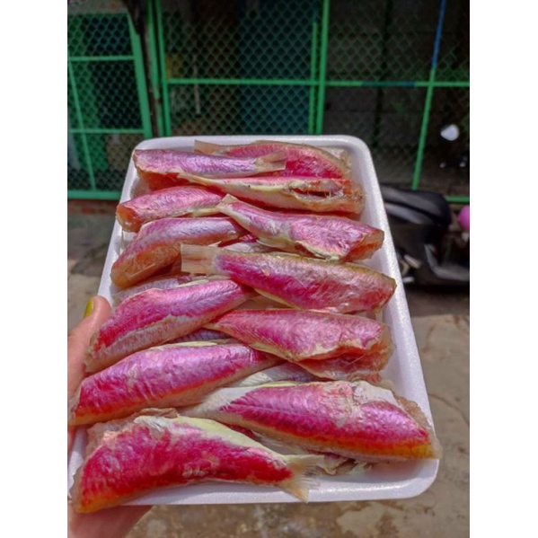 Cá phèn hồng 1 nắng. khay 500g