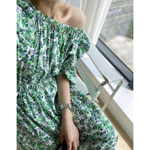 Đầm thô hoa nhí trễ vai dáng dài kèm đai vnxk