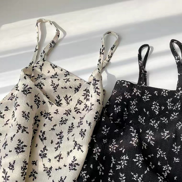 Váy hai dây CHERRYCOCO 40405 dáng suông, hoạ tiết lá nhí, vải voan thoáng mịn siêu mát | BigBuy360 - bigbuy360.vn