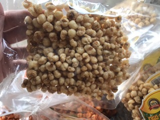 Ngô cay bò khô