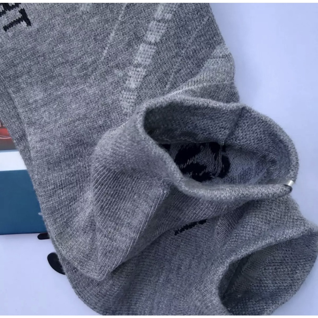 [HCM] Combo 5 đôi vớ nam cổ trung,100% thun Cotton Siêu co giãn, thương hiệu : Công ty T&amp;T ,Hàng Việt Nam chất lượng