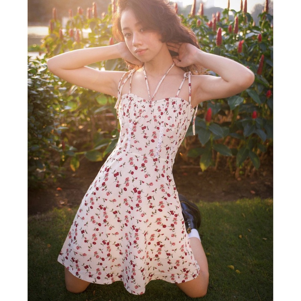 Đầm ngắn nữ Lily Dress 2 dây cúp ngực eo ly ren họa tiết hoa nhí – Là Hoa