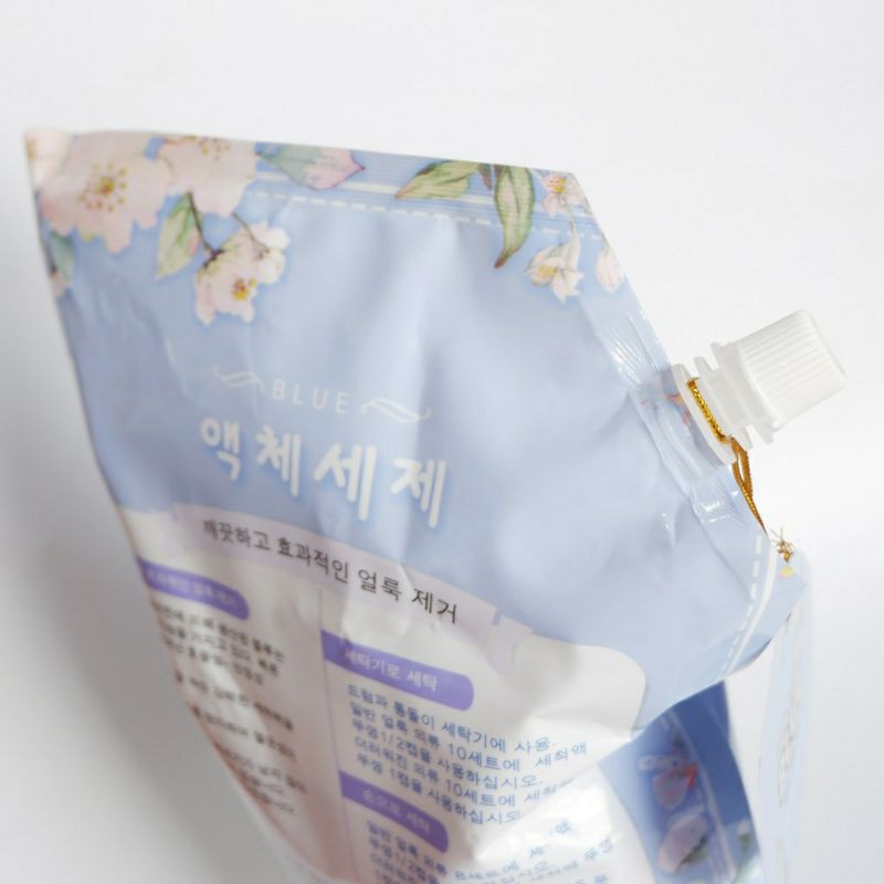 Nước giặt Blue Hàn Quốc hương thảo mộc túi 2L