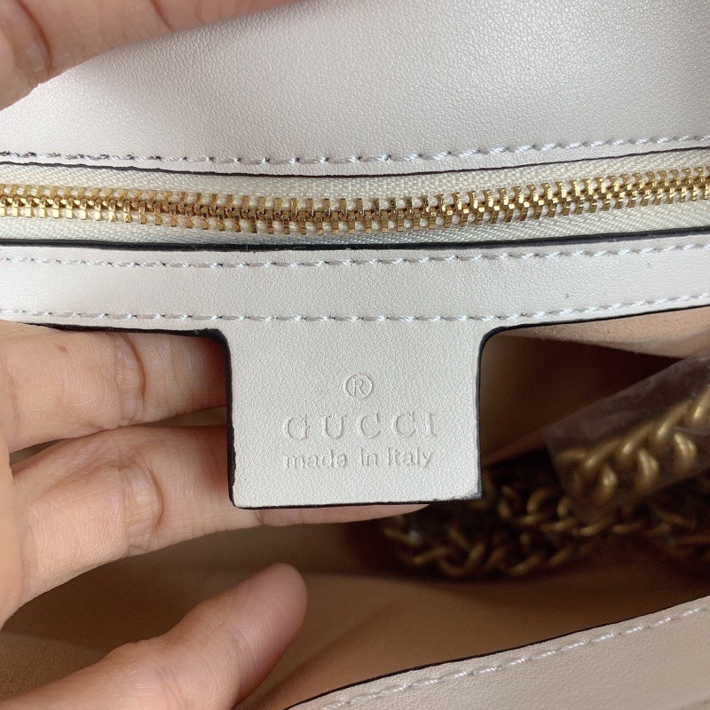 Túi xách Gucci Marmont màu trắng size 26cm (có sẵn)
