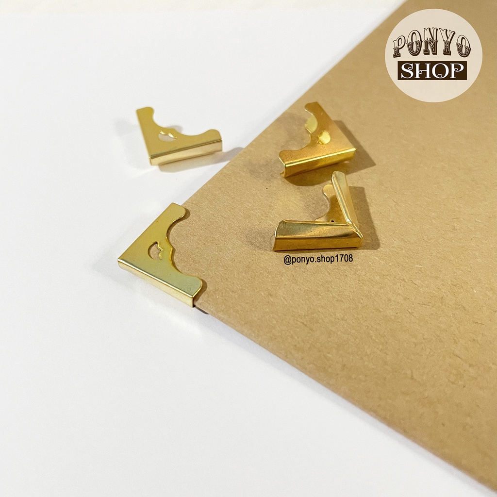 Bộ 4 cái bọc góc sổ kim loại