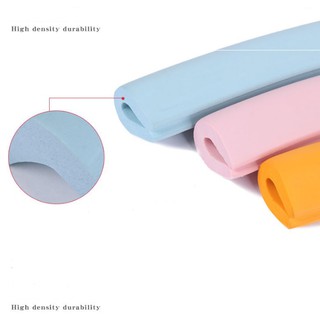 Cuộn xốp Bọc góc bàn, bịt cạnh bàn, cạnh cửa 2m tiện dụng và an toàn