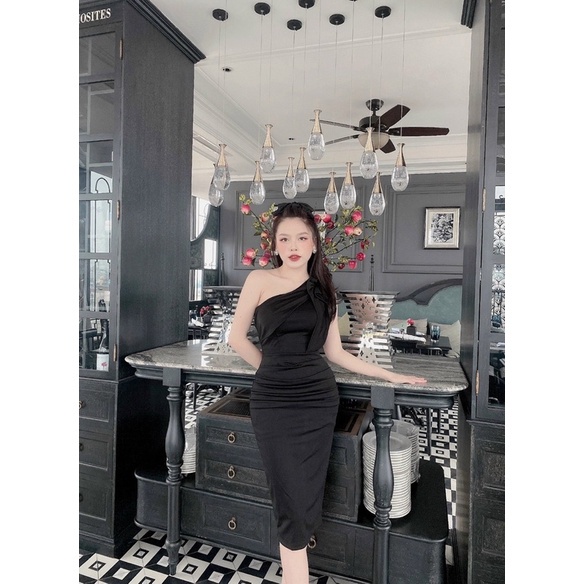 Đầm trắng lệch vai dự tiệc cao cấp ôm body dáng dài | BigBuy360 - bigbuy360.vn