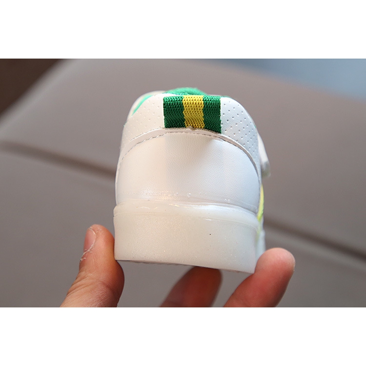 Giày Thể Thao Có Đèn LED Size 21-30 Phong Cách Hàn Quốc Cho Bé