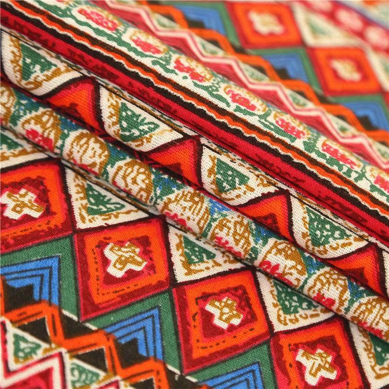 Khăn trải bàn tròn phong cách Bohemian cổ điển