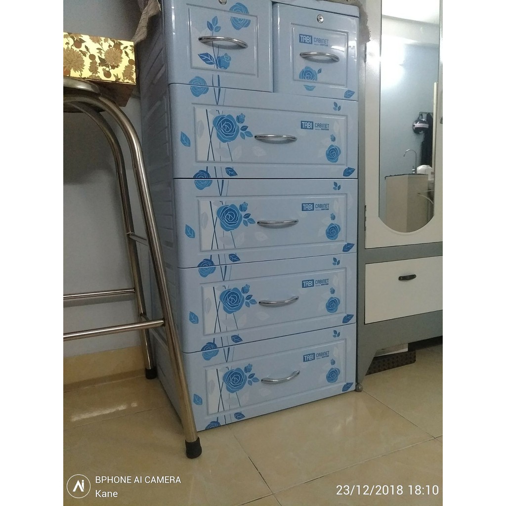 Tủ Nhựa Duy Tân Tabi 5 Tầng 6 Ngăn Xanh Dương_ Họa Tiết Ngãu Nhiên- TẶNG KÈM GIÁ  GỖ ĐỌC SÁCH, IPAD  ĐỨC THÀ | BigBuy360 - bigbuy360.vn