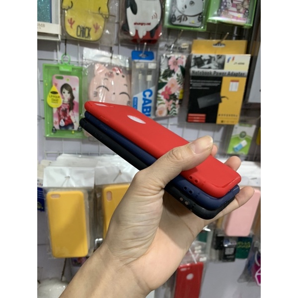 ốp dẻo mầu có nút che chân xạc iphone 6,6s,6 plus,7,8,7 plus,8 plus,6S plus