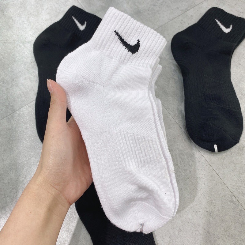 *HÀNG CHÍNH HÃNG* TẤT VỚ NIKE DÀI - LỬNG - NGẮN ÊM XỊN MỊN - HOT HIT