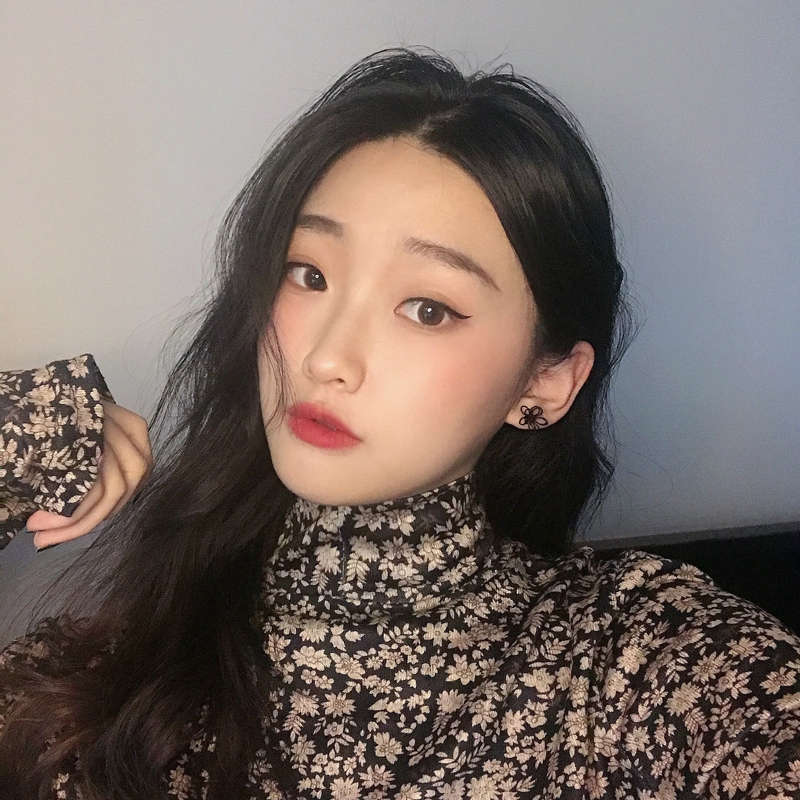 Bông Tai Hình Bông Hoa Màu Đen Phong Cách Hàn Quốc Dành Cho Nữ