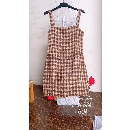 Đầm yếm kiểu