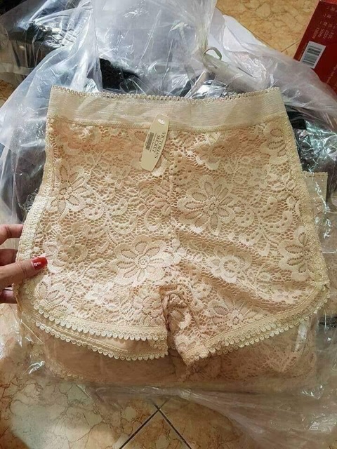 Quần  ren mặc váy hoa cúc siêu đẹp cho nữ