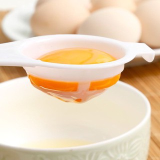 Dụng cụ tách lòng trắng trứng