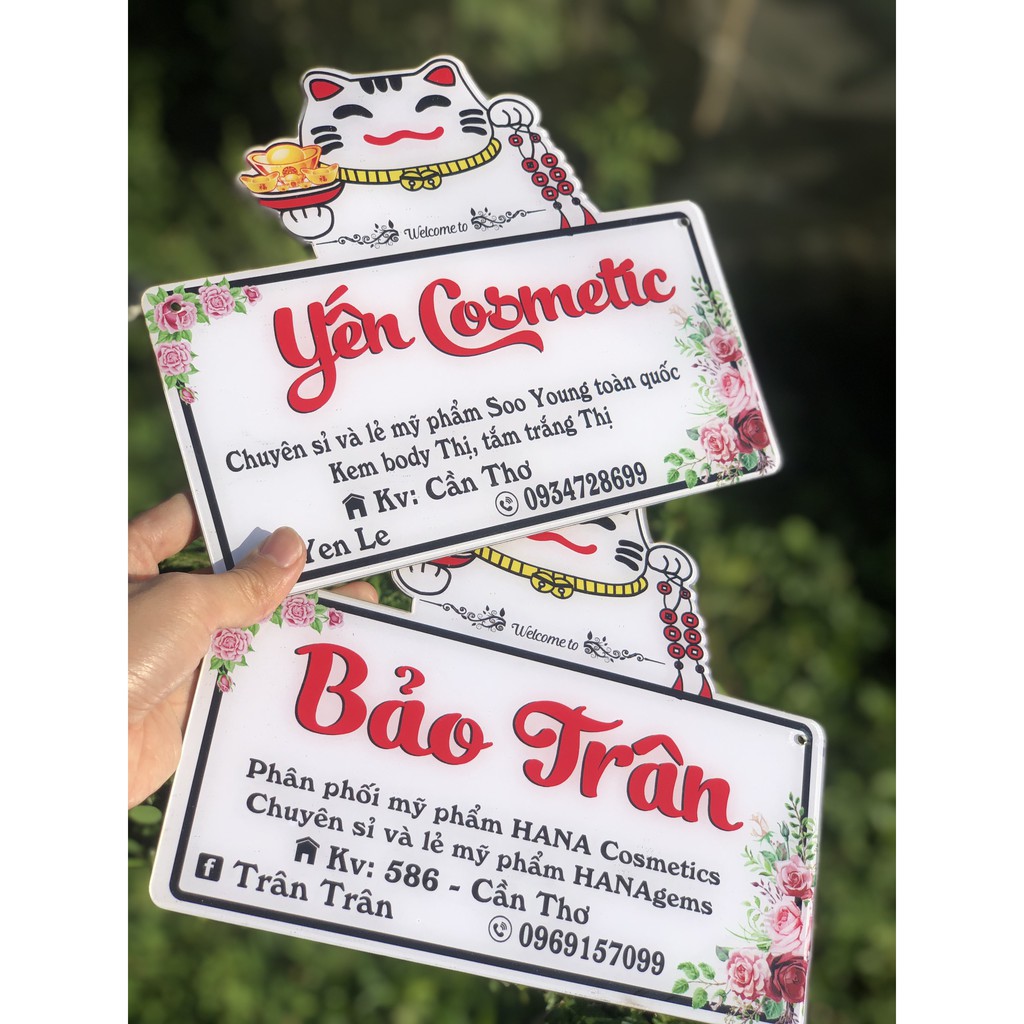 Biển hiệu mica treo shop - Bảng hiệu Decor mẫu ghép Mèo thần tài xinh xắn - Free thiết kế