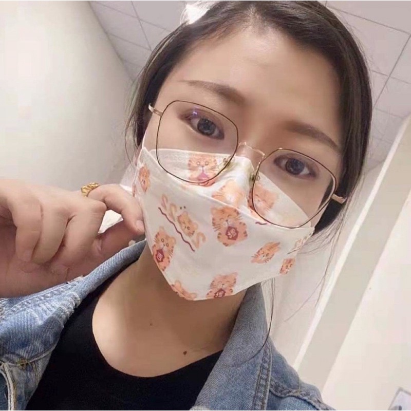 Khẩu trang KF94 Tết